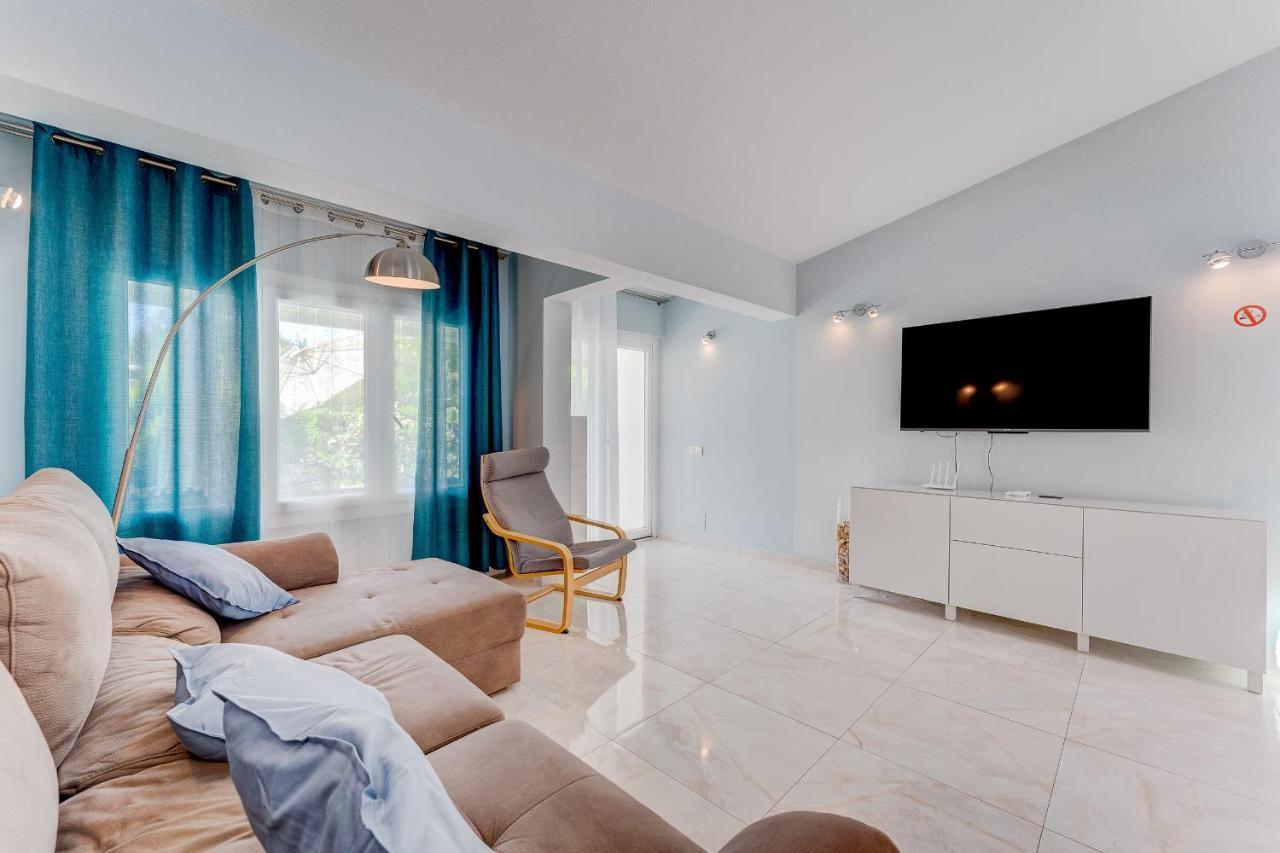 Beautiful Bungalow In Island Village أذيخي المظهر الخارجي الصورة