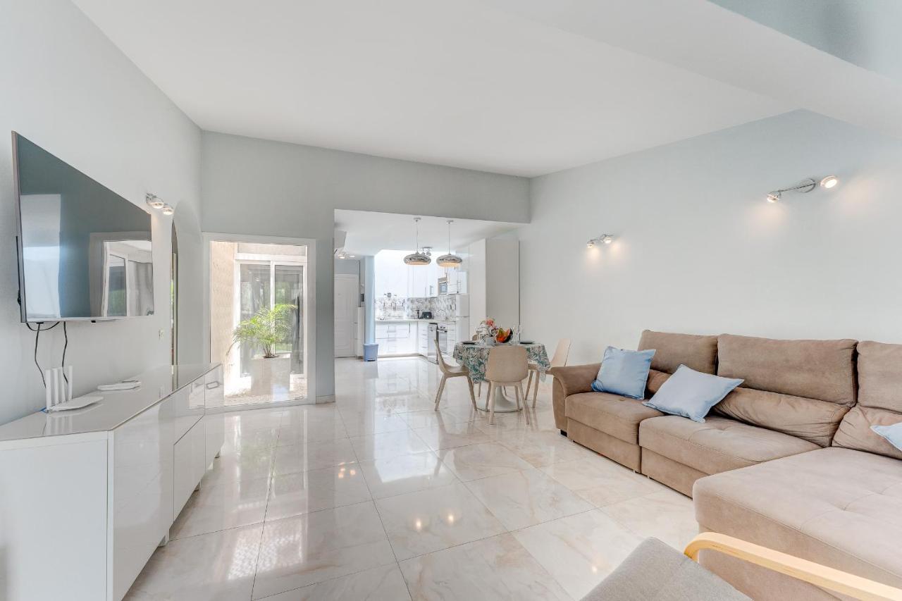 Beautiful Bungalow In Island Village أذيخي المظهر الخارجي الصورة