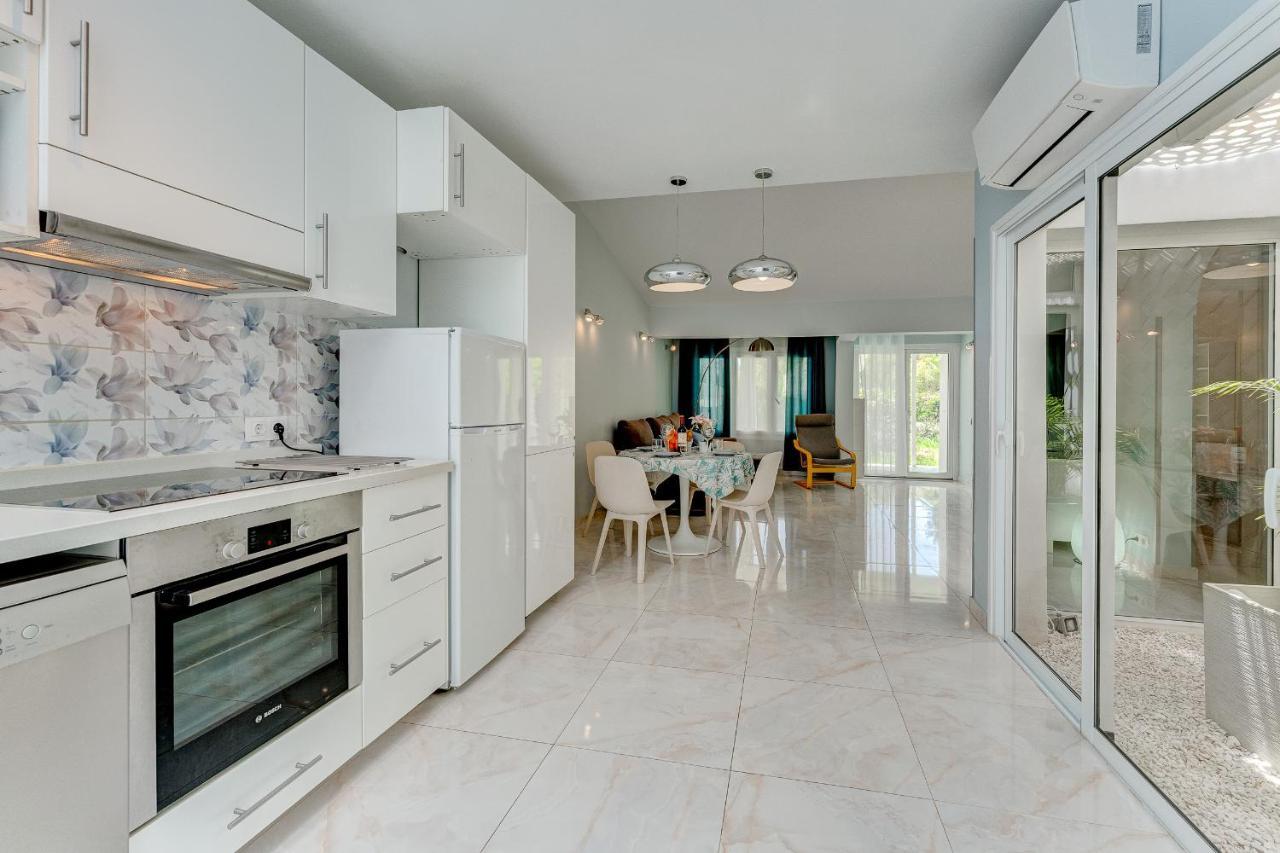 Beautiful Bungalow In Island Village أذيخي المظهر الخارجي الصورة